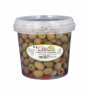 Stuffed green olives with pepper in brine